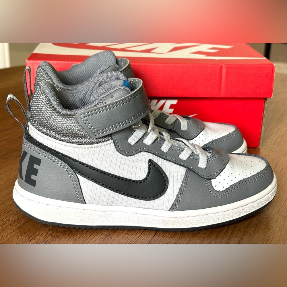 Nike Court Borough Mid. Brand new, size 13 child